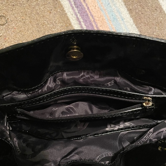 Michael Kors purse - Picture 5 of 6